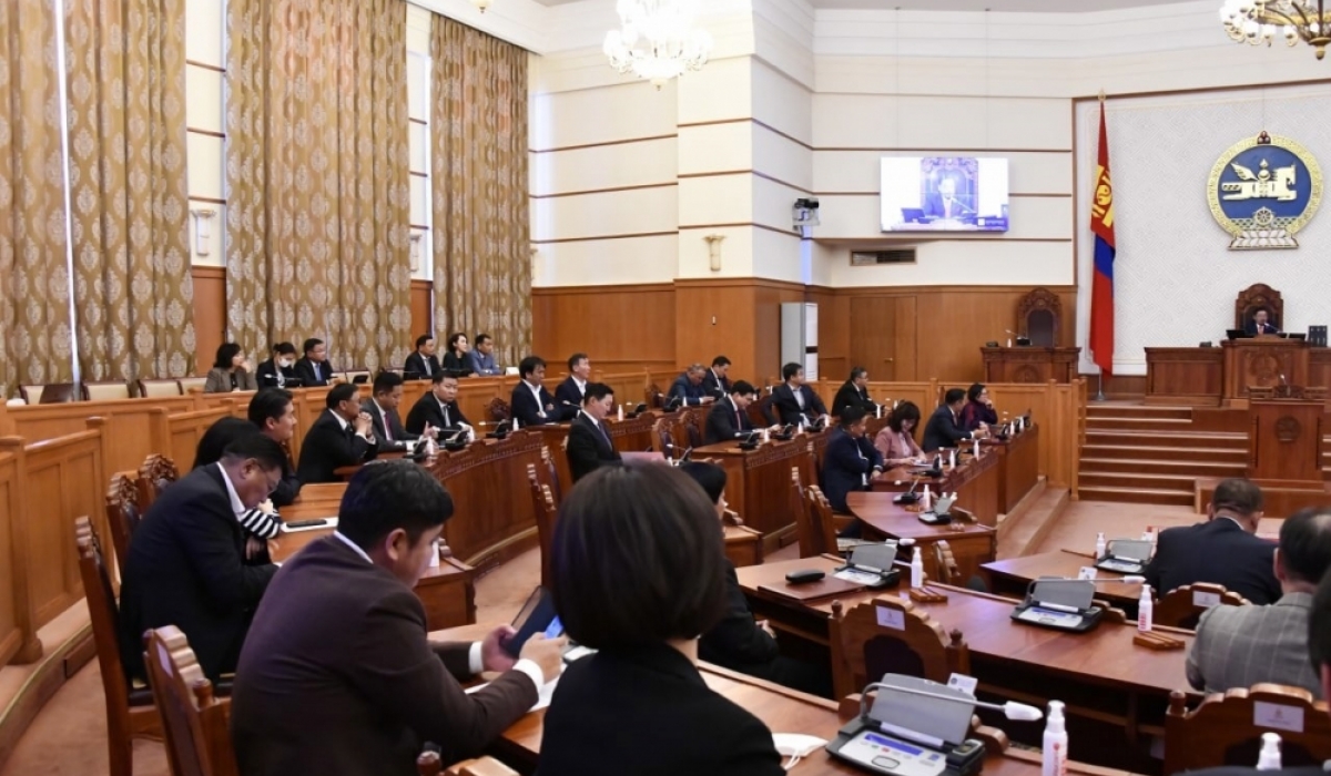 ХӨРӨНГӨ ОРУУЛАЛТЫН ХУУЛИЙН ТӨСЛИЙГ ХЭЛЭЛЦЭХ ЭСЭХ АСУУДЛААР АН-ЫН БҮЛЭГ ГУРВАН ХОНОГИЙН ЗАВСАРЛАГА АВАВ ХӨРӨНГӨ ОРУУЛАЛТЫН ХУУЛИЙН ТӨСЛИЙГ ХЭЛЭЛЦЭХ ЭСЭХ АСУУДЛААР АН-ЫН БҮЛЭГ ГУРВАН ХОНОГИЙН ЗАВСАРЛАГА АВАВ